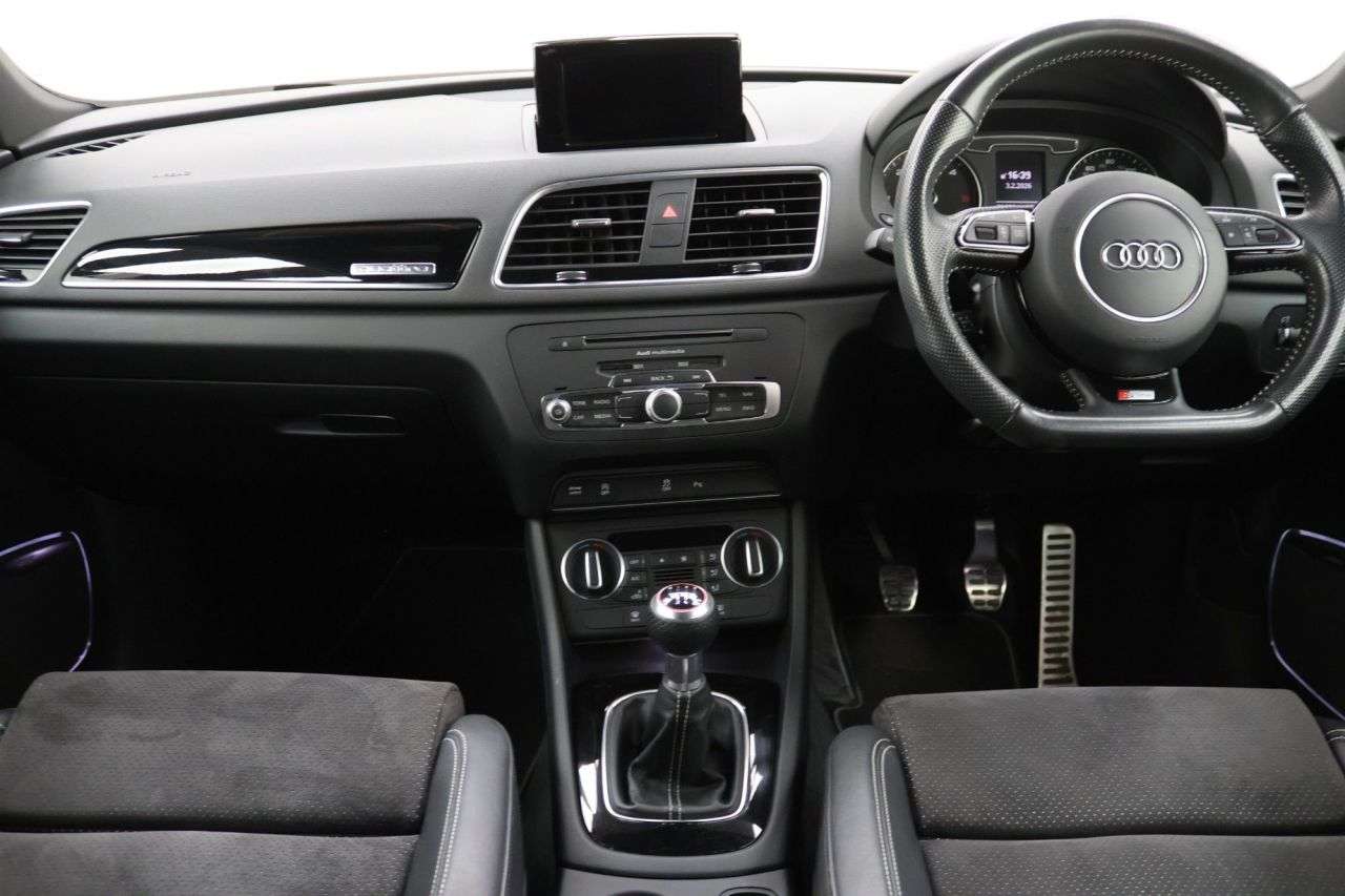 2018 AUDI Q3 2018 AUDI Q3