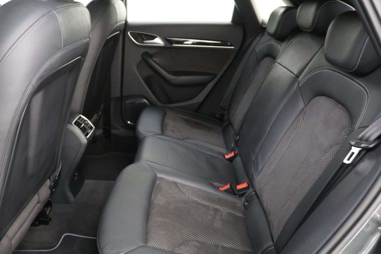 2018 AUDI Q3 2018 AUDI Q3