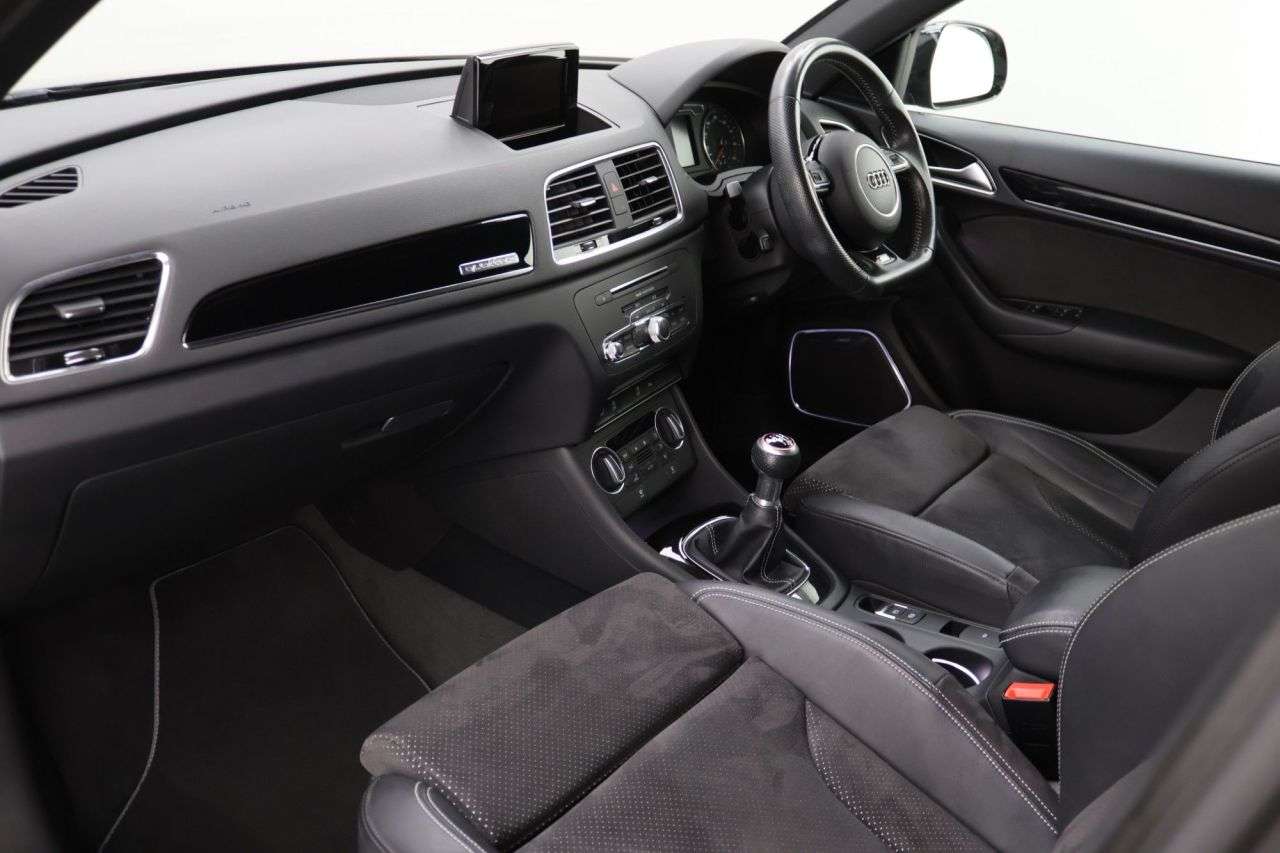 2018 AUDI Q3 2018 AUDI Q3