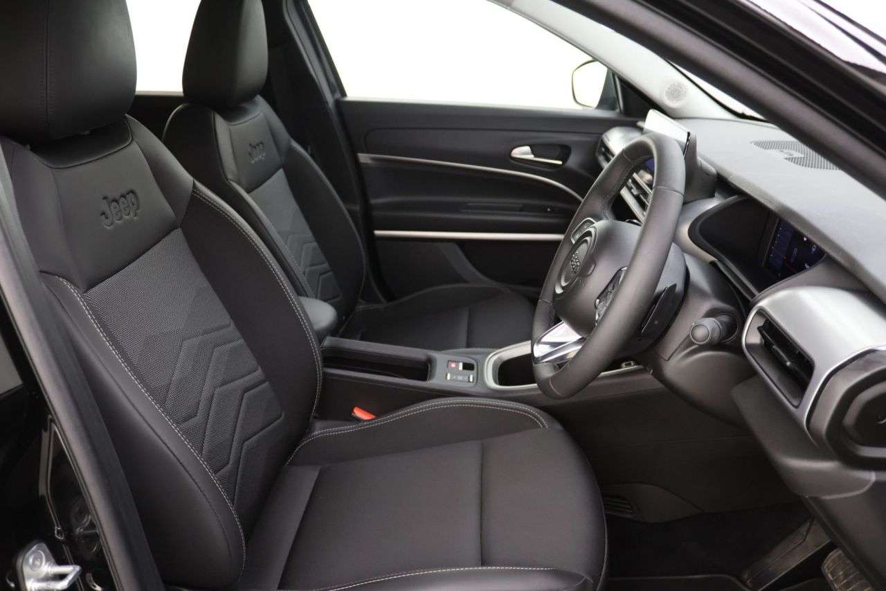 2025 JEEP AVENGER 2025 JEEP AVENGER