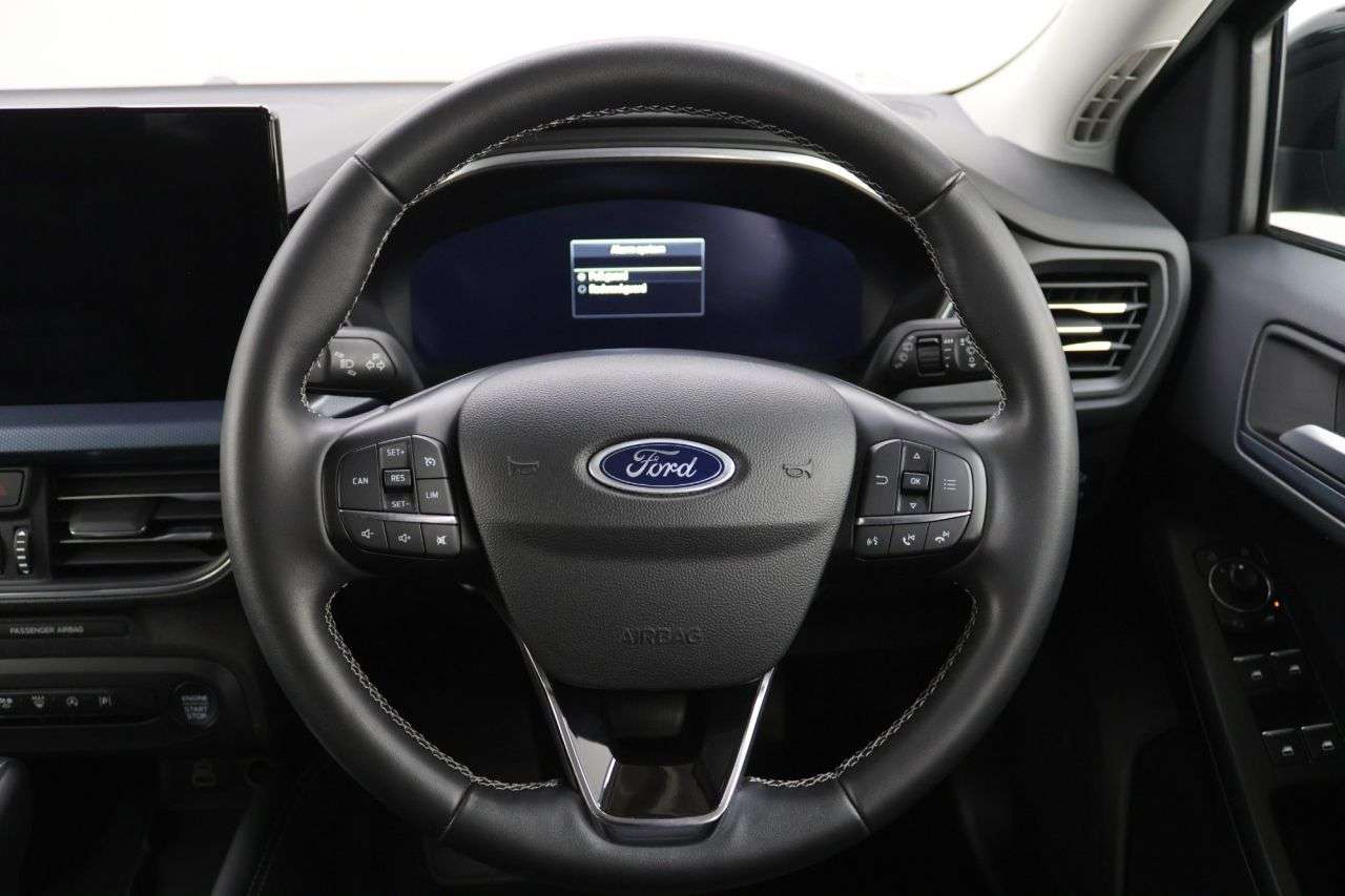 2022 FORD FOCUS 2022 FORD FOCUS