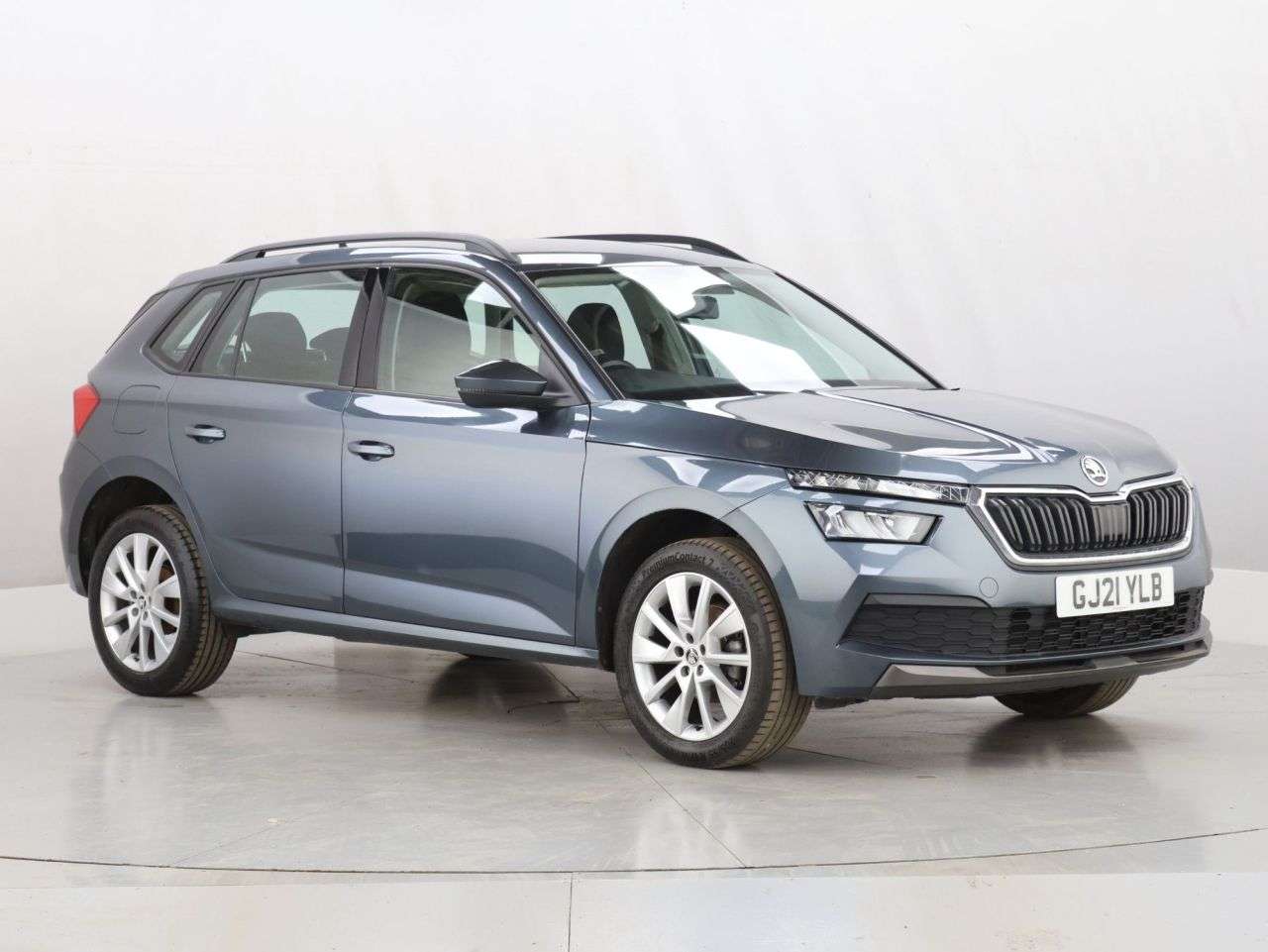 A 2021 SKODA KAMIQ 1.0 TSI SE SUV 5dr Petrol DSG Euro 6 (s/s) (110 ps) A 2021 SKODA KAMIQ 1.0 TSI SE SUV 5dr Petrol DSG Euro 6 (s/s) (110 ps)