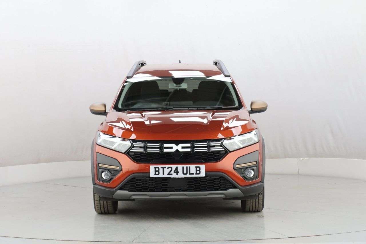 A 2024 DACIA JOGGER 1.0 TCe EXTREME MPV 5dr Petrol Manual Euro 6 (s/s) (110 ps) A 2024 DACIA JOGGER 1.0 TCe EXTREME MPV 5dr Petrol Manual Euro 6 (s/s) (110 ps)