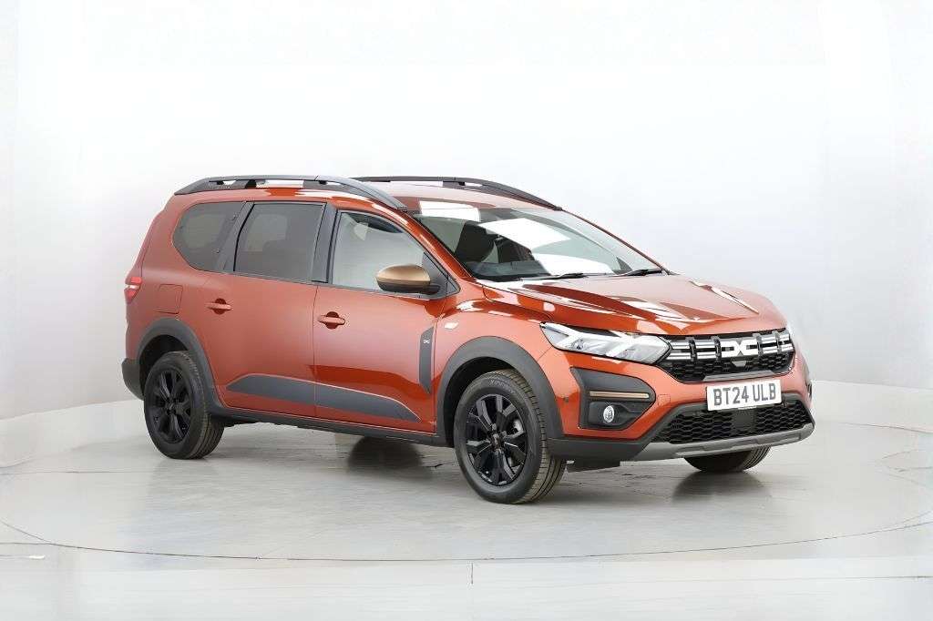 A 2024 DACIA JOGGER 1.0 TCe EXTREME MPV 5dr Petrol Manual Euro 6 (s/s) (110 ps) A 2024 DACIA JOGGER 1.0 TCe EXTREME MPV 5dr Petrol Manual Euro 6 (s/s) (110 ps)