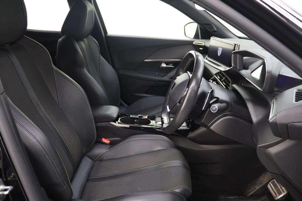 2023 PEUGEOT 2008 2023 PEUGEOT 2008