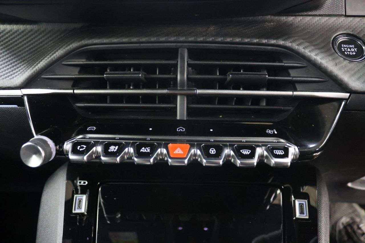 2023 PEUGEOT 2008 2023 PEUGEOT 2008