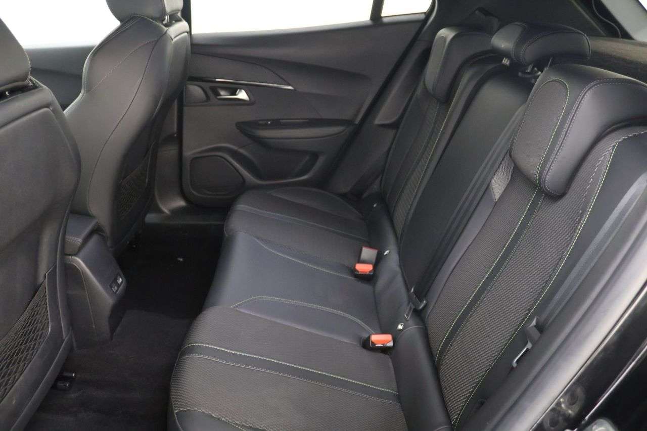 2023 PEUGEOT 2008 2023 PEUGEOT 2008