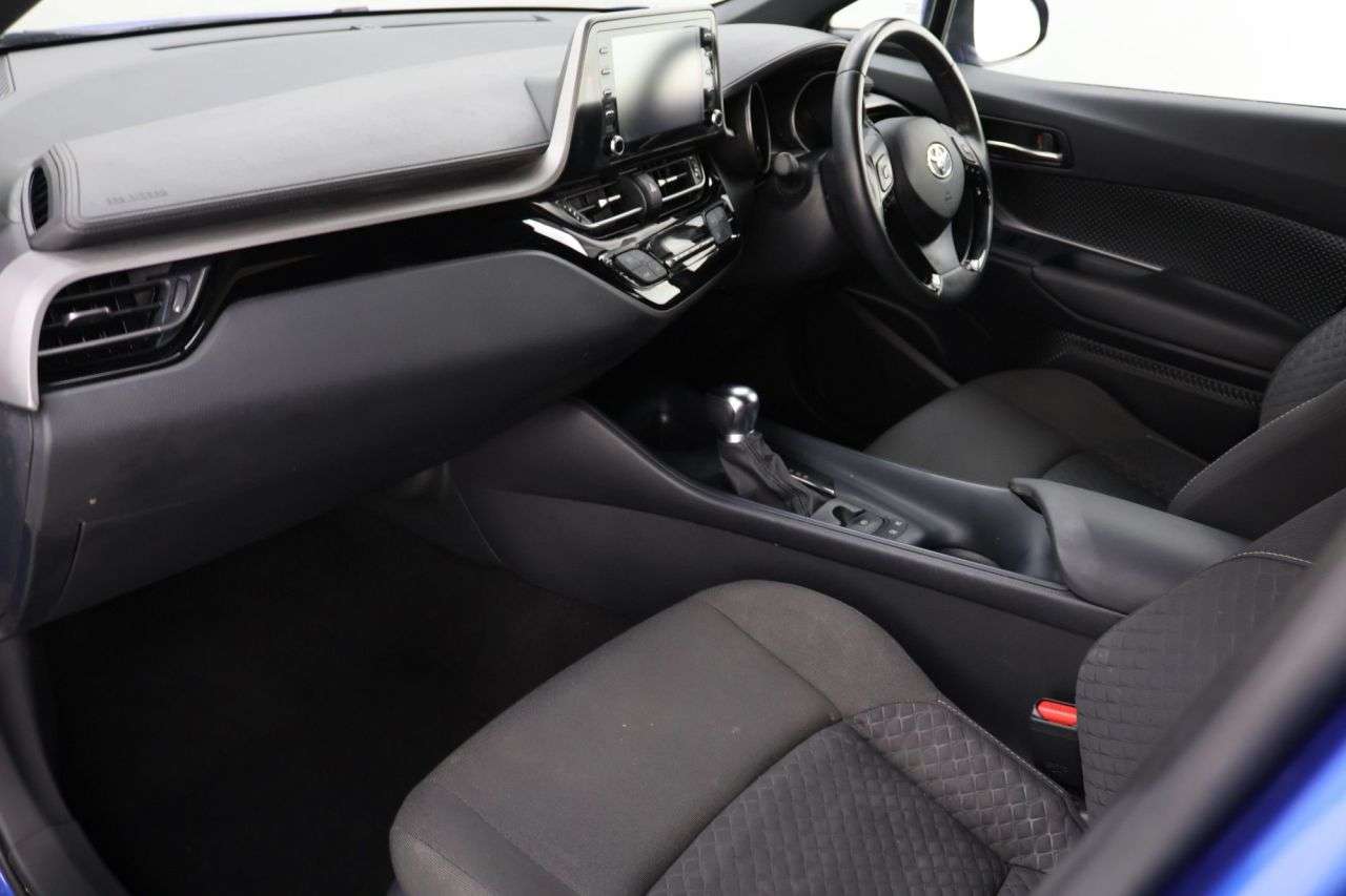 2022 TOYOTA C-HR 2022 TOYOTA C-HR