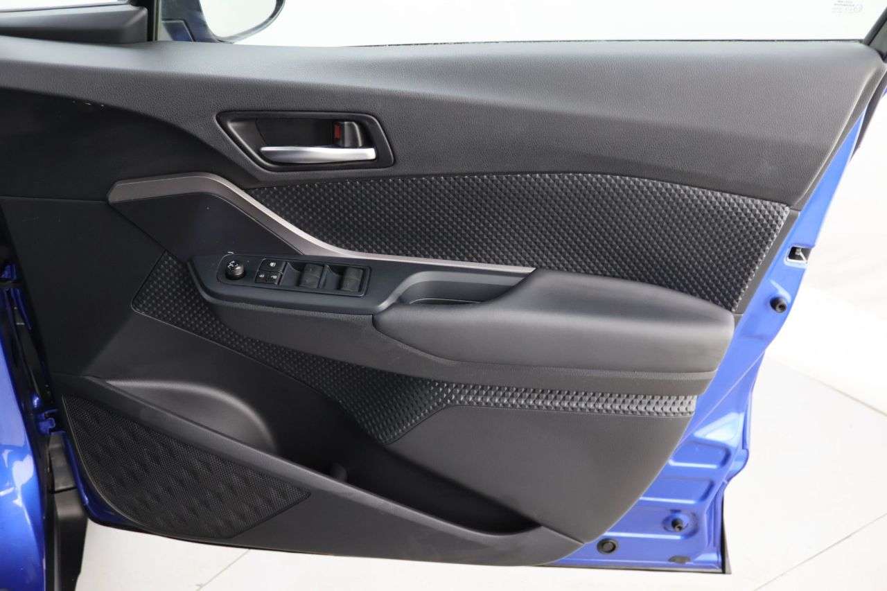 2022 TOYOTA C-HR 2022 TOYOTA C-HR