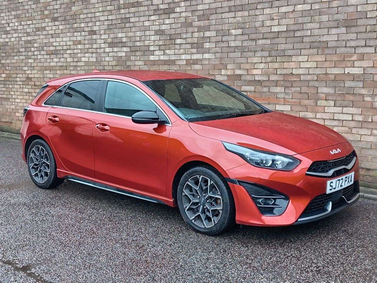 A 2022 KIA CEED 1.5 T-GDi GT-Line Hatchback 5dr Petrol Manual Euro 6 (s/s) (158 bhp) A 2022 KIA CEED 1.5 T-GDi GT-Line Hatchback 5dr Petrol Manual Euro 6 (s/s) (158 bhp)