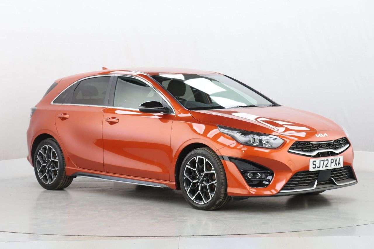 A 2022 KIA CEED 1.5 T-GDi GT-Line Hatchback 5dr Petrol Manual Euro 6 (s/s) (158 bhp) A 2022 KIA CEED 1.5 T-GDi GT-Line Hatchback 5dr Petrol Manual Euro 6 (s/s) (158 bhp)