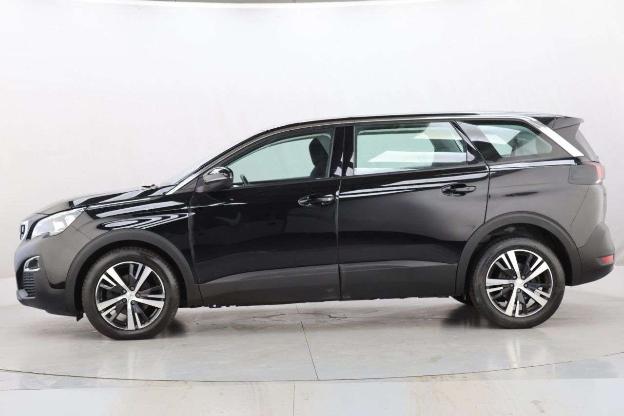 2020 PEUGEOT 5008 2020 PEUGEOT 5008