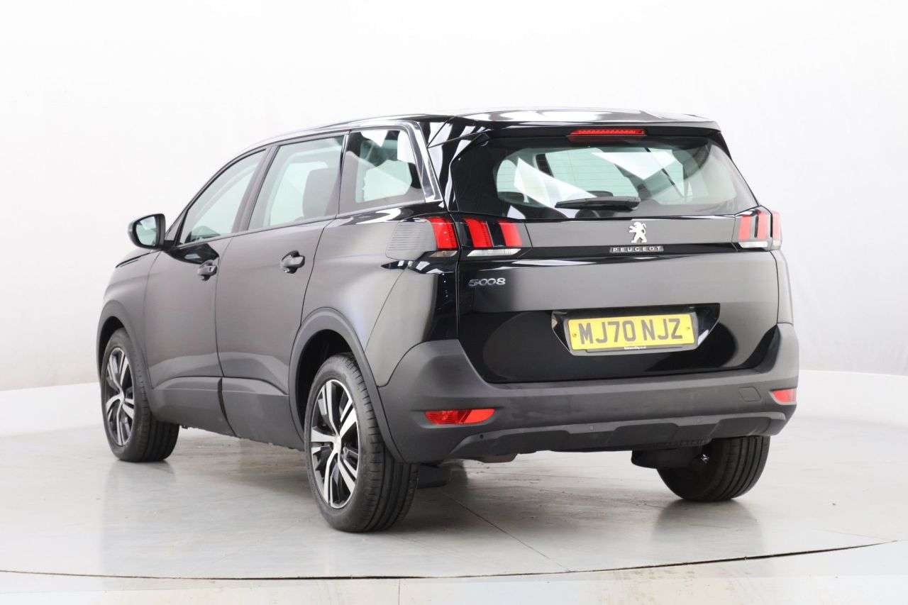 2020 PEUGEOT 5008 2020 PEUGEOT 5008