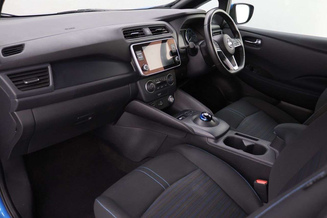 2021 NISSAN LEAF 2021 NISSAN LEAF