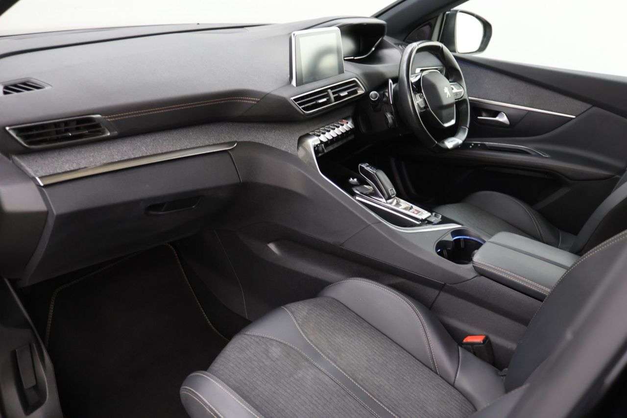 2020 PEUGEOT 3008 2020 PEUGEOT 3008