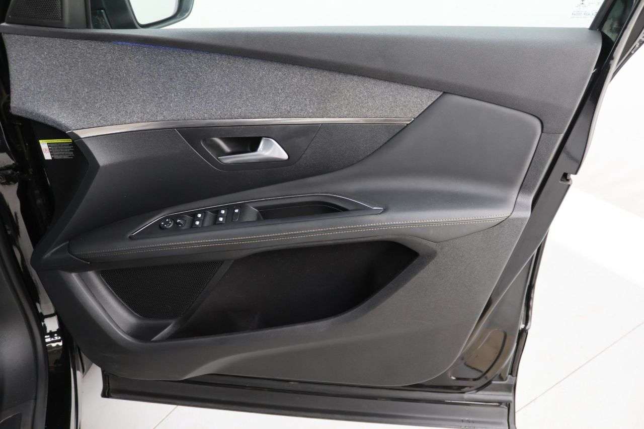 2020 PEUGEOT 3008 2020 PEUGEOT 3008