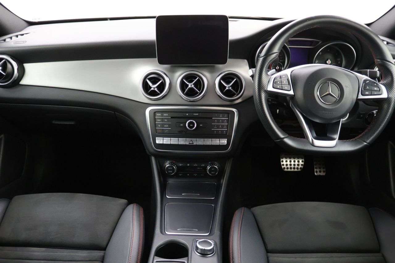 2018 MERCEDES-BENZ GLA CLASS 2018 MERCEDES-BENZ GLA CLASS