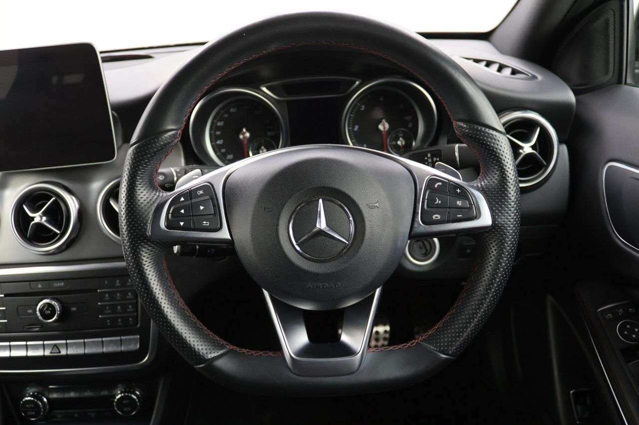 2018 MERCEDES-BENZ GLA CLASS 2018 MERCEDES-BENZ GLA CLASS