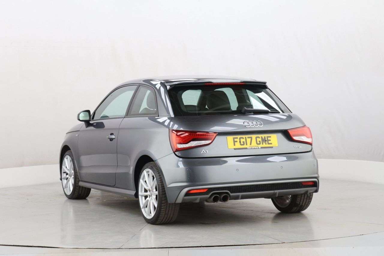 2017 AUDI A1 2017 AUDI A1
