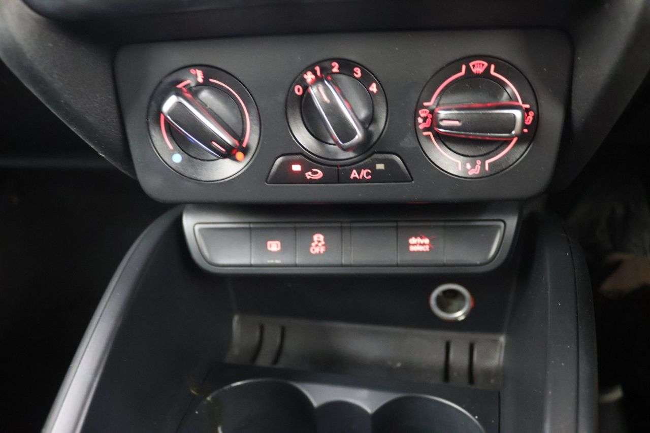 2017 AUDI A1 2017 AUDI A1