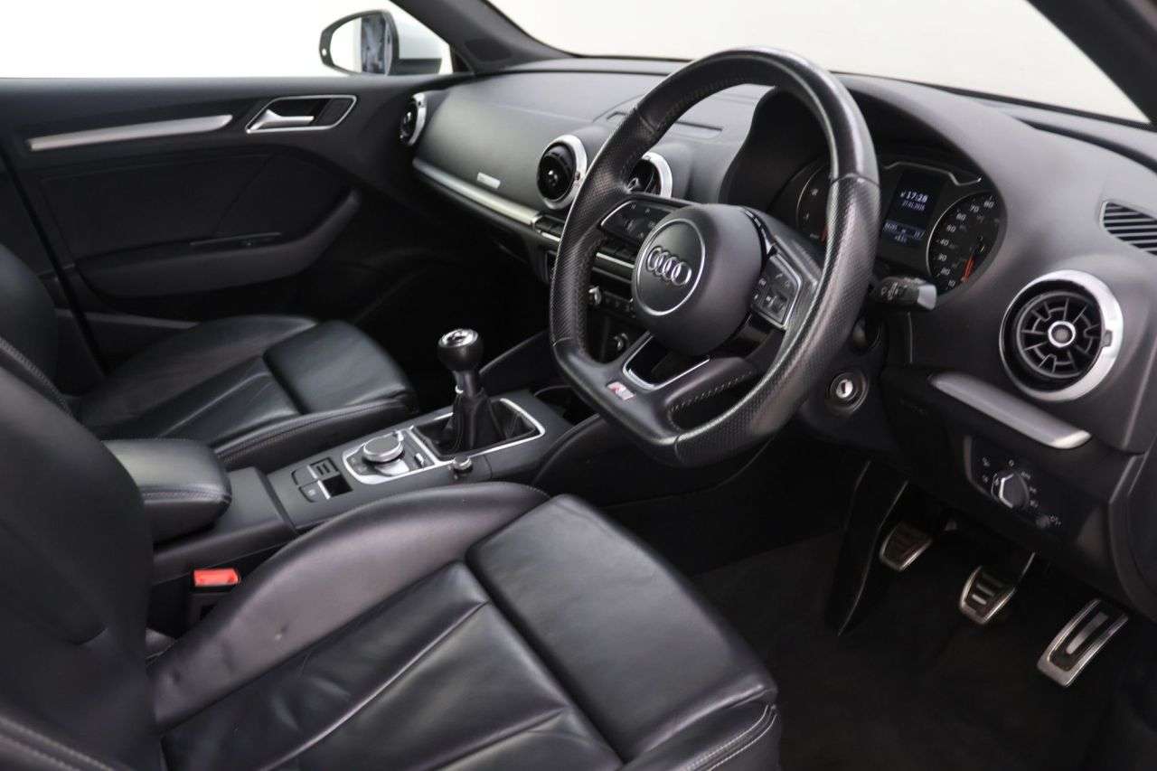 2017 AUDI A3 2017 AUDI A3