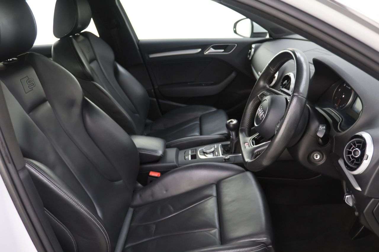 2017 AUDI A3 2017 AUDI A3