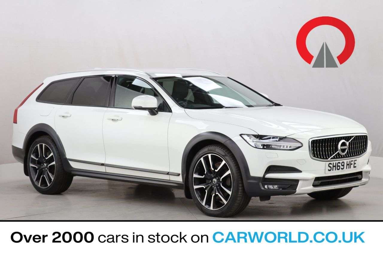 A 2019 VOLVO V90 CROSS COUNTRY 2.0 D4 Plus Estate 5dr Diesel Auto AWD Euro 6 (s/s) (190 ps) A 2019 VOLVO V90 CROSS COUNTRY 2.0 D4 Plus Estate 5dr Diesel Auto AWD Euro 6 (s/s) (190 ps)