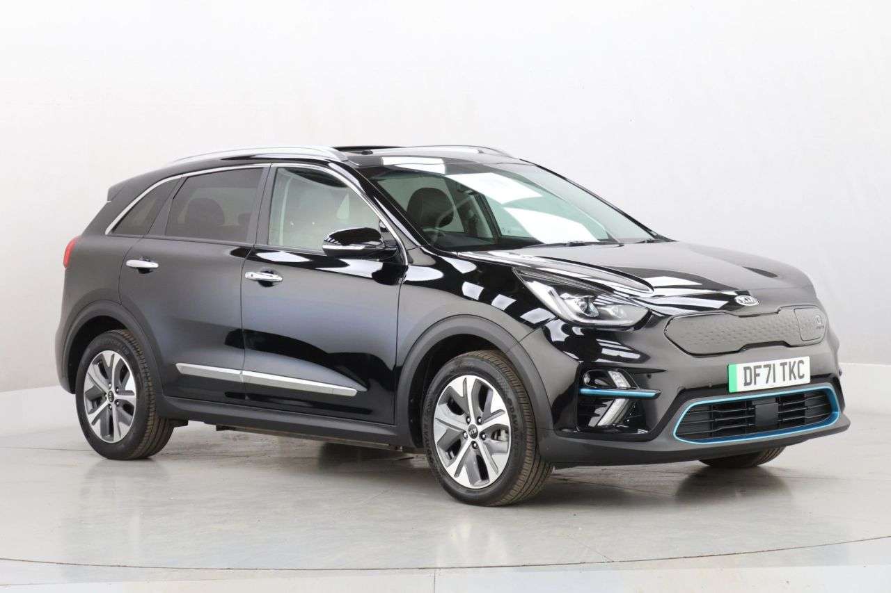 A 2022 KIA NIRO 64kWh 4+ SUV 5dr Electric Auto (201 bhp) A 2022 KIA NIRO 64kWh 4+ SUV 5dr Electric Auto (201 bhp)