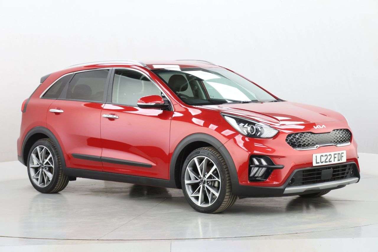 A 2022 KIA NIRO 1.6 GDi 3 SUV 5dr Petrol Hybrid DCT Euro 6 (s/s) (139 bhp) A 2022 KIA NIRO 1.6 GDi 3 SUV 5dr Petrol Hybrid DCT Euro 6 (s/s) (139 bhp)