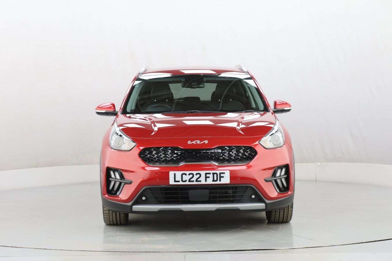 A 2022 KIA NIRO 1.6 GDi 3 SUV 5dr Petrol Hybrid DCT Euro 6 (s/s) (139 bhp) A 2022 KIA NIRO 1.6 GDi 3 SUV 5dr Petrol Hybrid DCT Euro 6 (s/s) (139 bhp)