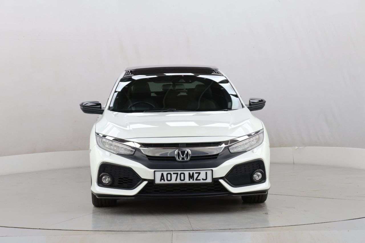A 2020 HONDA CIVIC 1.5 VTEC Turbo GPF Prestige Hatchback 5dr Petrol CVT Euro 6 (s/s) (182 ps) A 2020 HONDA CIVIC 1.5 VTEC Turbo GPF Prestige Hatchback 5dr Petrol CVT Euro 6 (s/s) (182 ps)