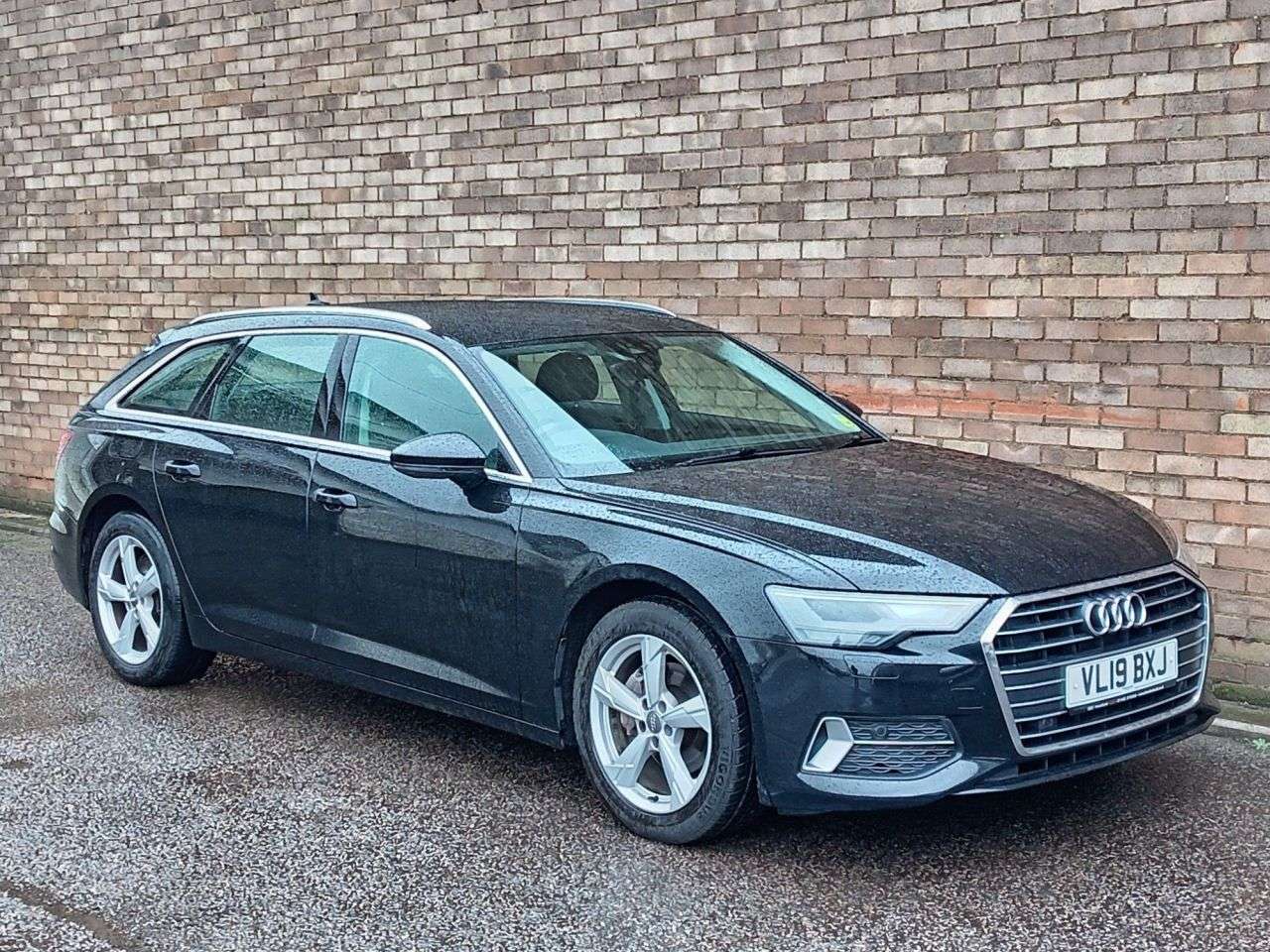 A 2019 AUDI A6 AVANT 2.0 TDI 40 Sport Estate 5dr Diesel S Tronic Euro 6 (s/s) (204 ps) A 2019 AUDI A6 AVANT 2.0 TDI 40 Sport Estate 5dr Diesel S Tronic Euro 6 (s/s) (204 ps)