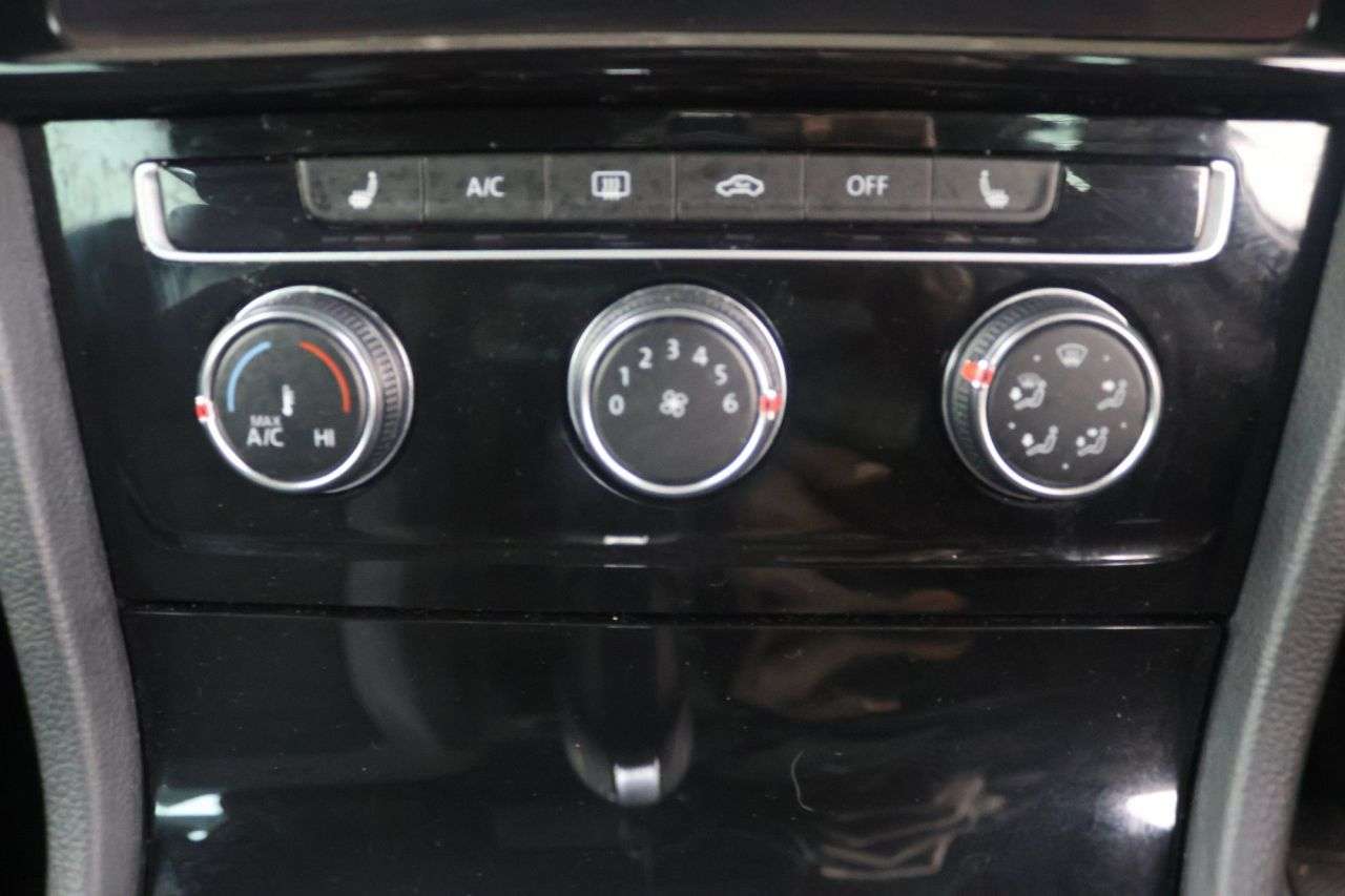 2020 VOLKSWAGEN GOLF 2020 VOLKSWAGEN GOLF