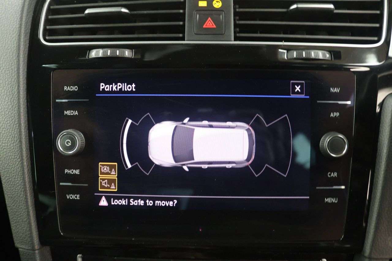 2020 VOLKSWAGEN GOLF 2020 VOLKSWAGEN GOLF