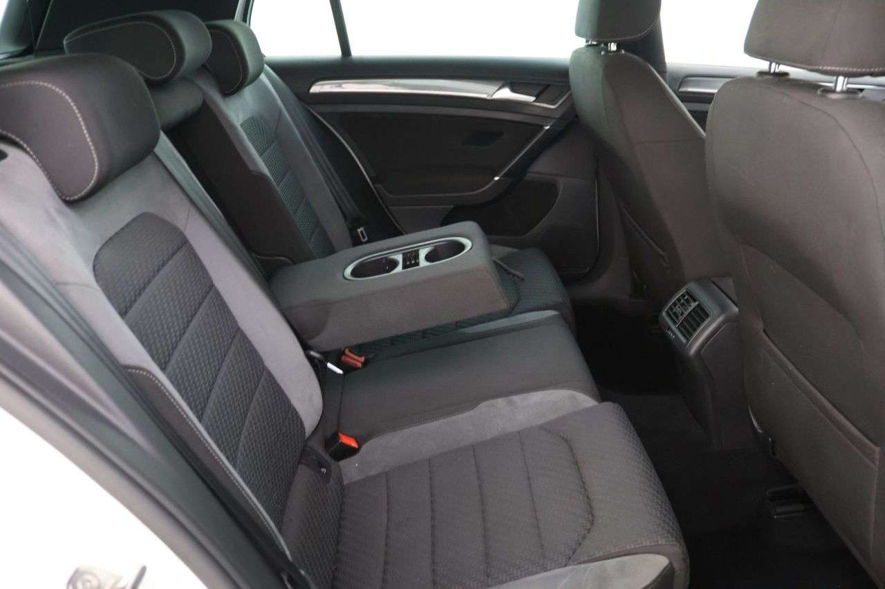 2020 VOLKSWAGEN GOLF 2020 VOLKSWAGEN GOLF