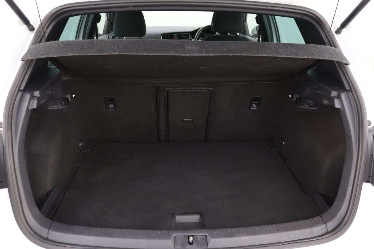 2020 VOLKSWAGEN GOLF 2020 VOLKSWAGEN GOLF