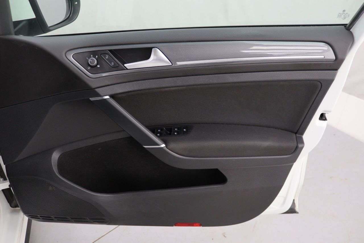 2020 VOLKSWAGEN GOLF 2020 VOLKSWAGEN GOLF