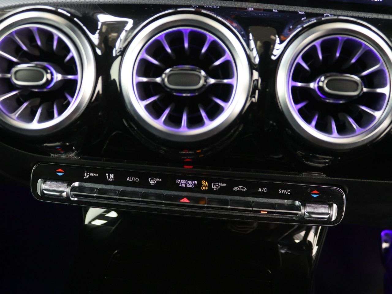 2022 MERCEDES-BENZ A CLASS 2022 MERCEDES-BENZ A CLASS