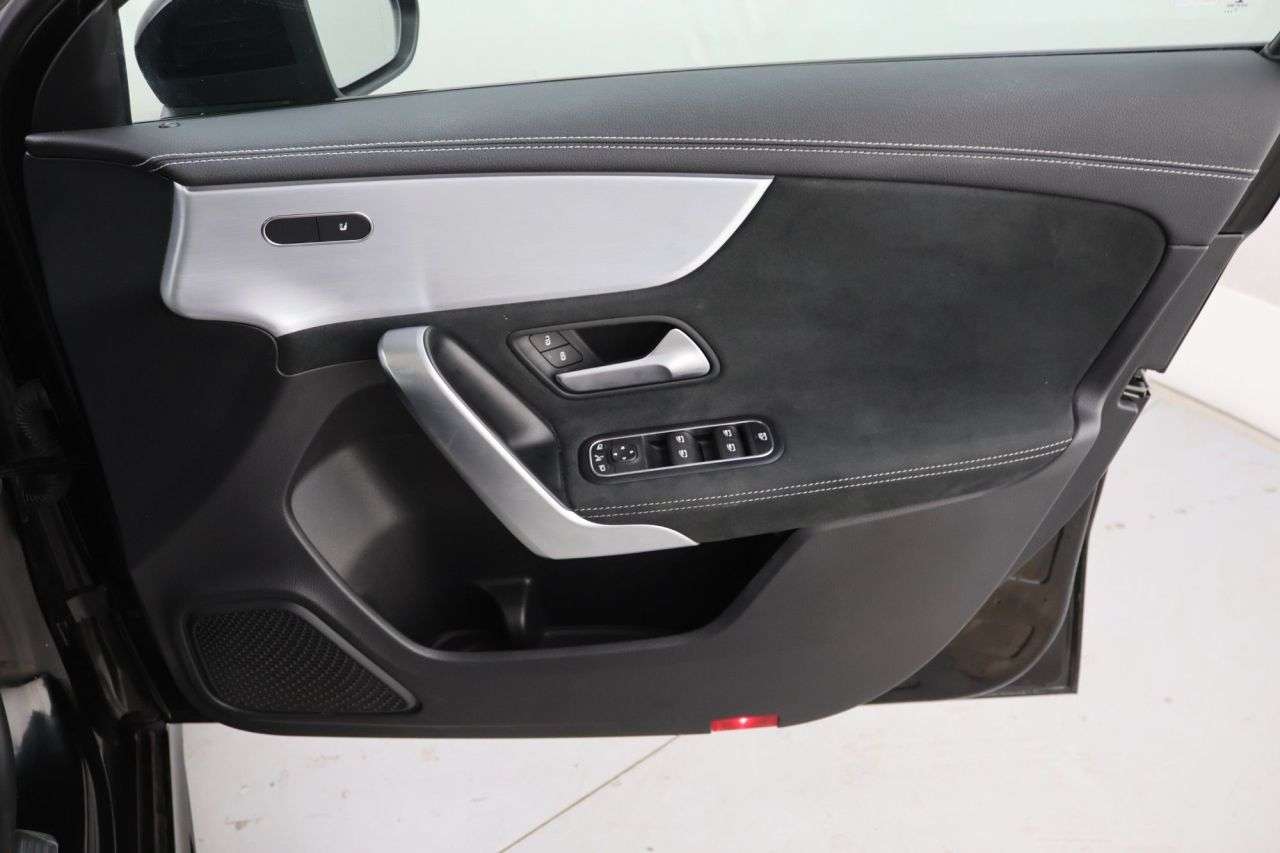 2022 MERCEDES-BENZ A CLASS 2022 MERCEDES-BENZ A CLASS
