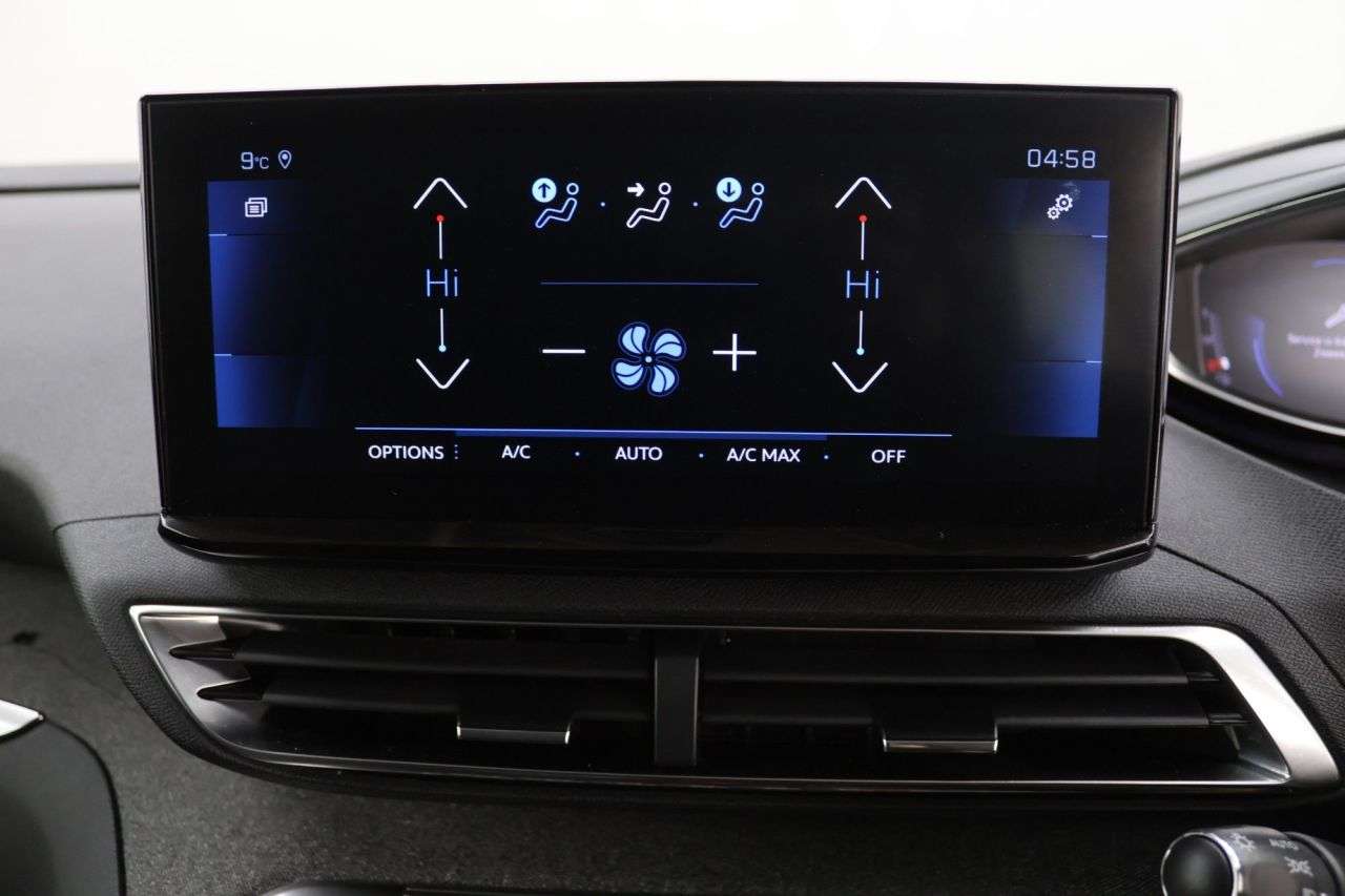 2022 PEUGEOT 5008 2022 PEUGEOT 5008