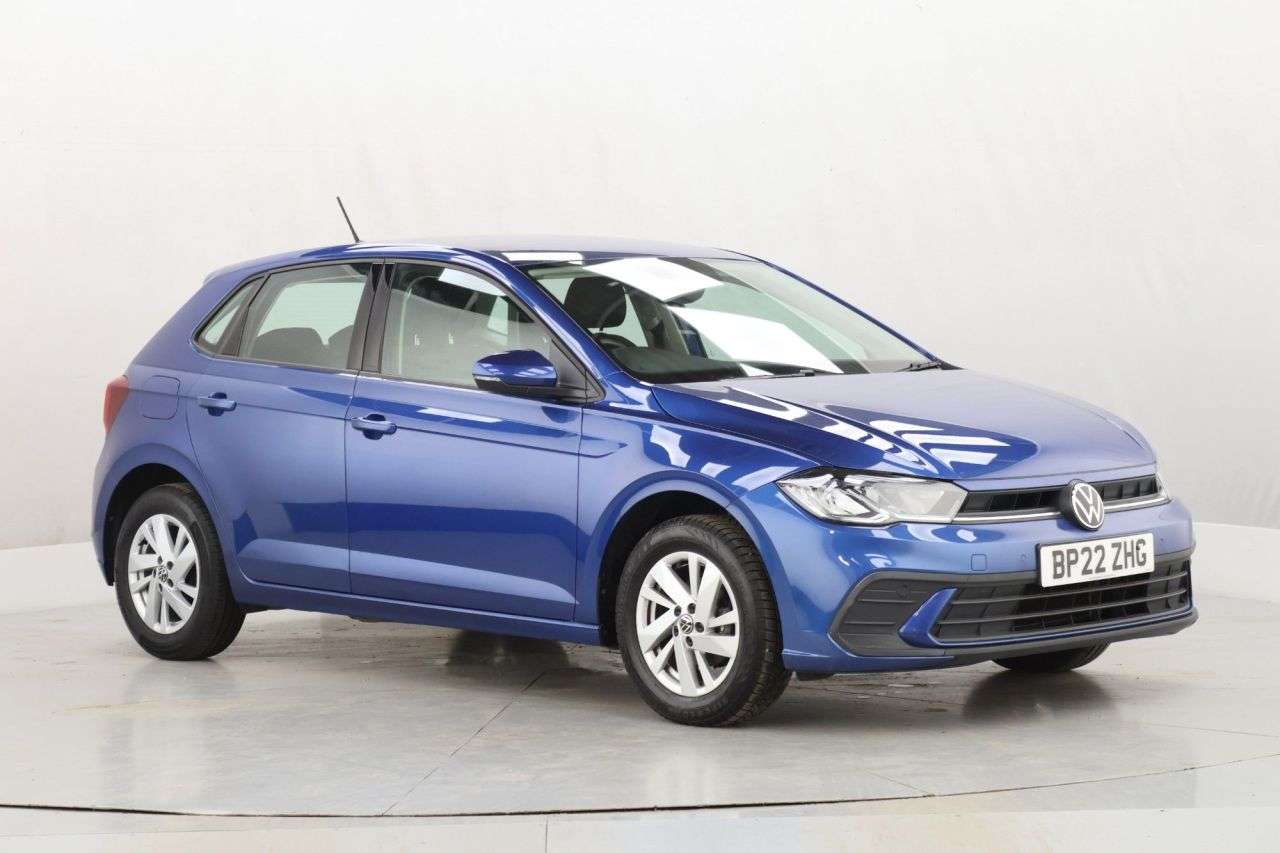 A 2022 VOLKSWAGEN POLO 1.0 EVO Life Hatchback 5dr Petrol Manual Euro 6 (s/s) (80 ps) A 2022 VOLKSWAGEN POLO 1.0 EVO Life Hatchback 5dr Petrol Manual Euro 6 (s/s) (80 ps)