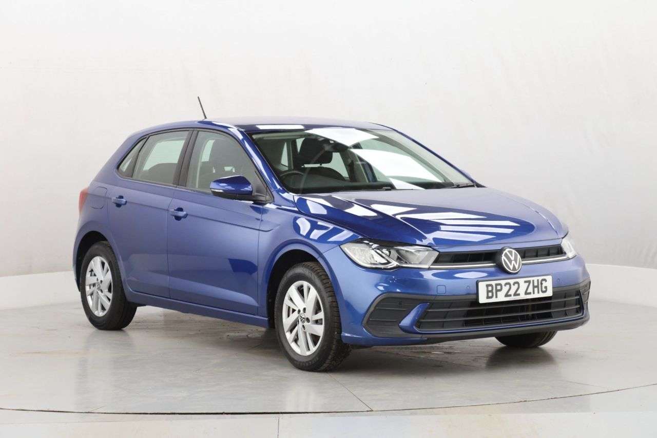 A 2022 VOLKSWAGEN POLO 1.0 EVO Life Hatchback 5dr Petrol Manual Euro 6 (s/s) (80 ps) A 2022 VOLKSWAGEN POLO 1.0 EVO Life Hatchback 5dr Petrol Manual Euro 6 (s/s) (80 ps)