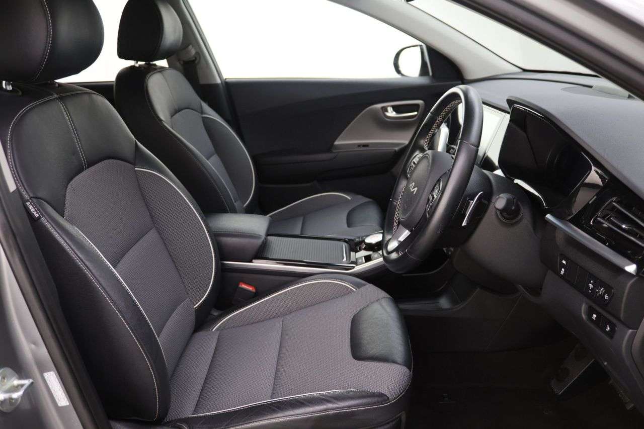 2022 KIA NIRO 2022 KIA NIRO