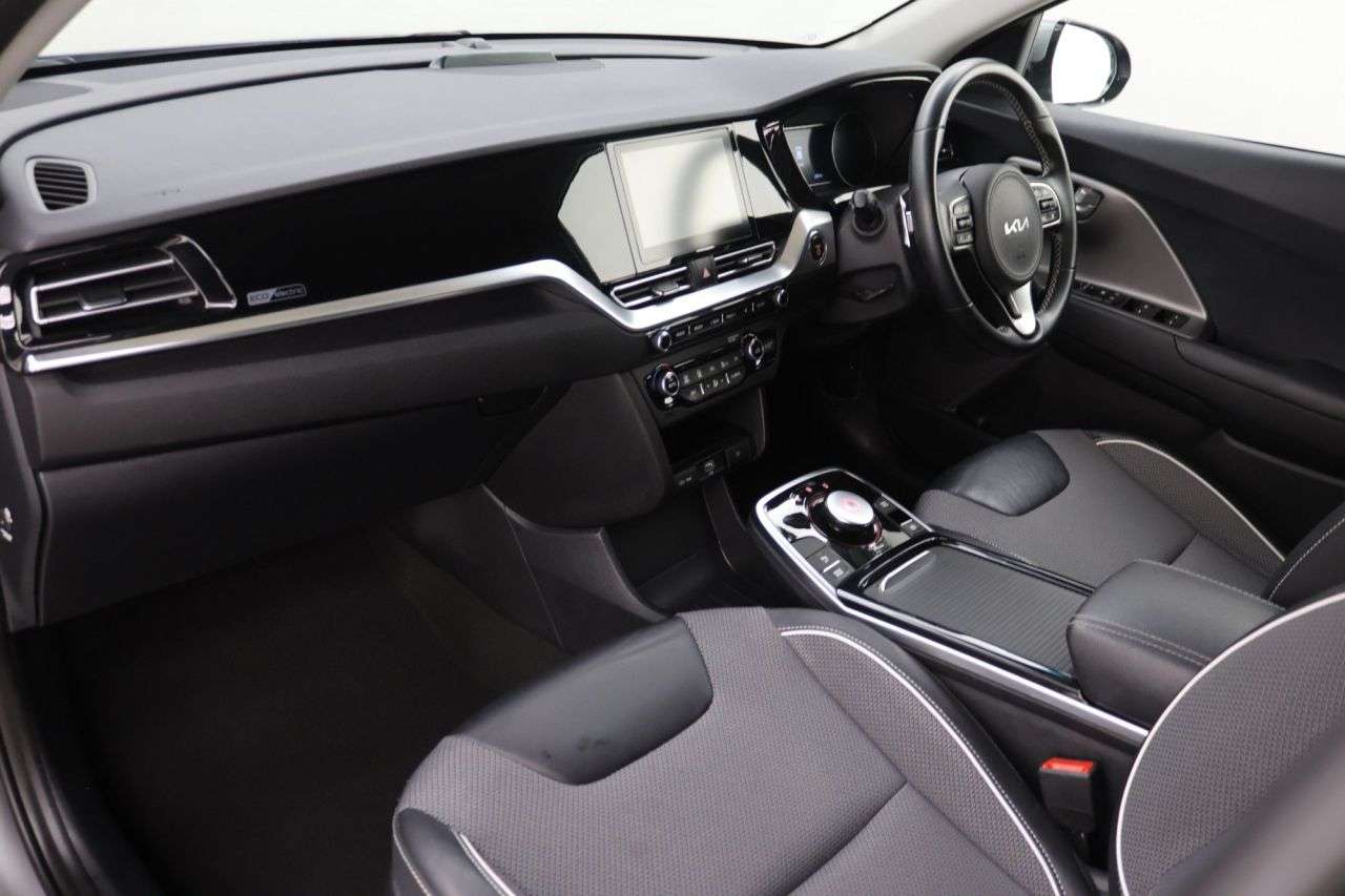 2022 KIA NIRO 2022 KIA NIRO