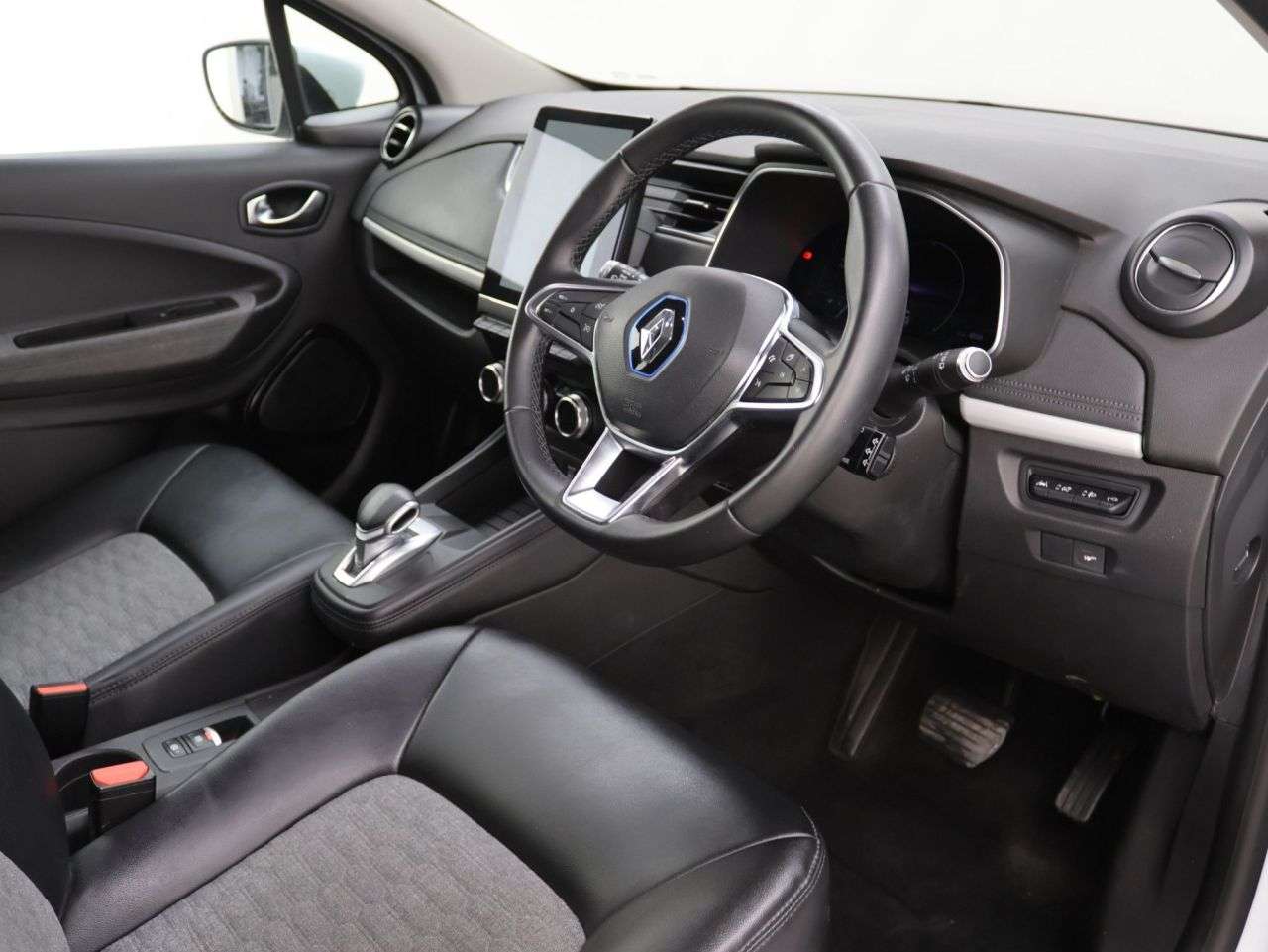 2021 RENAULT ZOE 2021 RENAULT ZOE