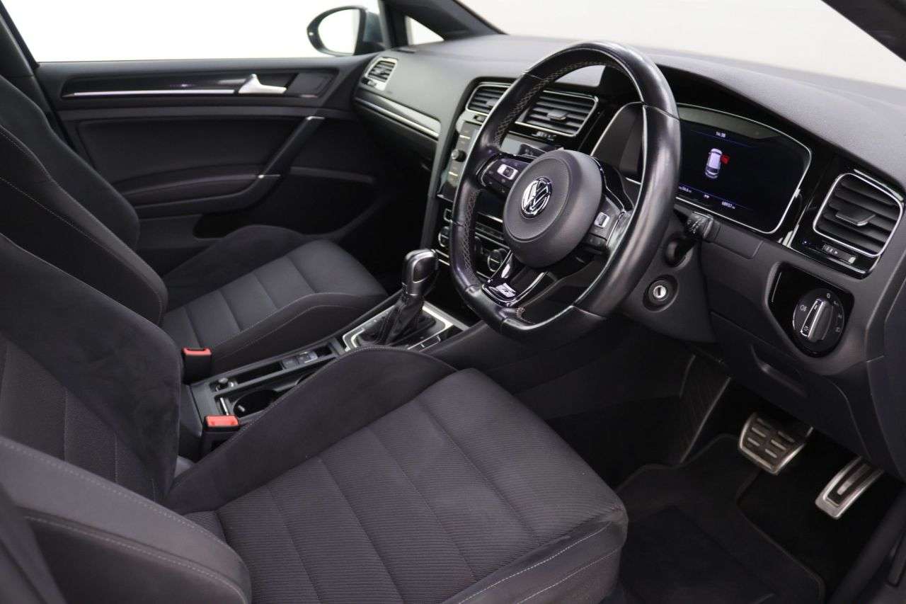 2019 VOLKSWAGEN GOLF 2019 VOLKSWAGEN GOLF