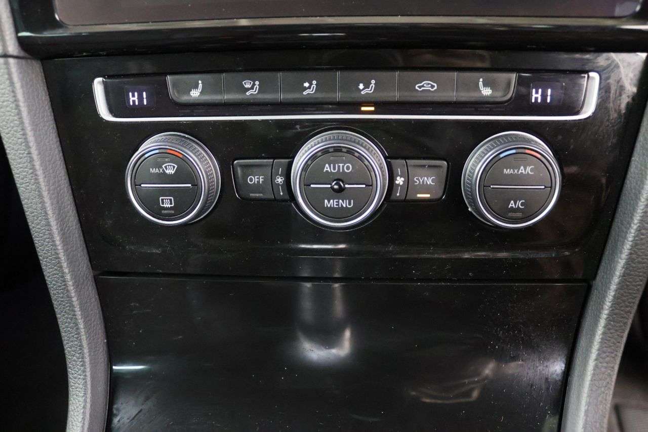 2019 VOLKSWAGEN GOLF 2019 VOLKSWAGEN GOLF