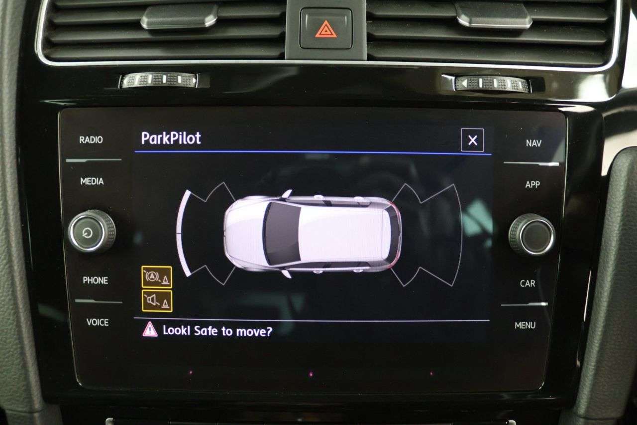 2019 VOLKSWAGEN GOLF 2019 VOLKSWAGEN GOLF