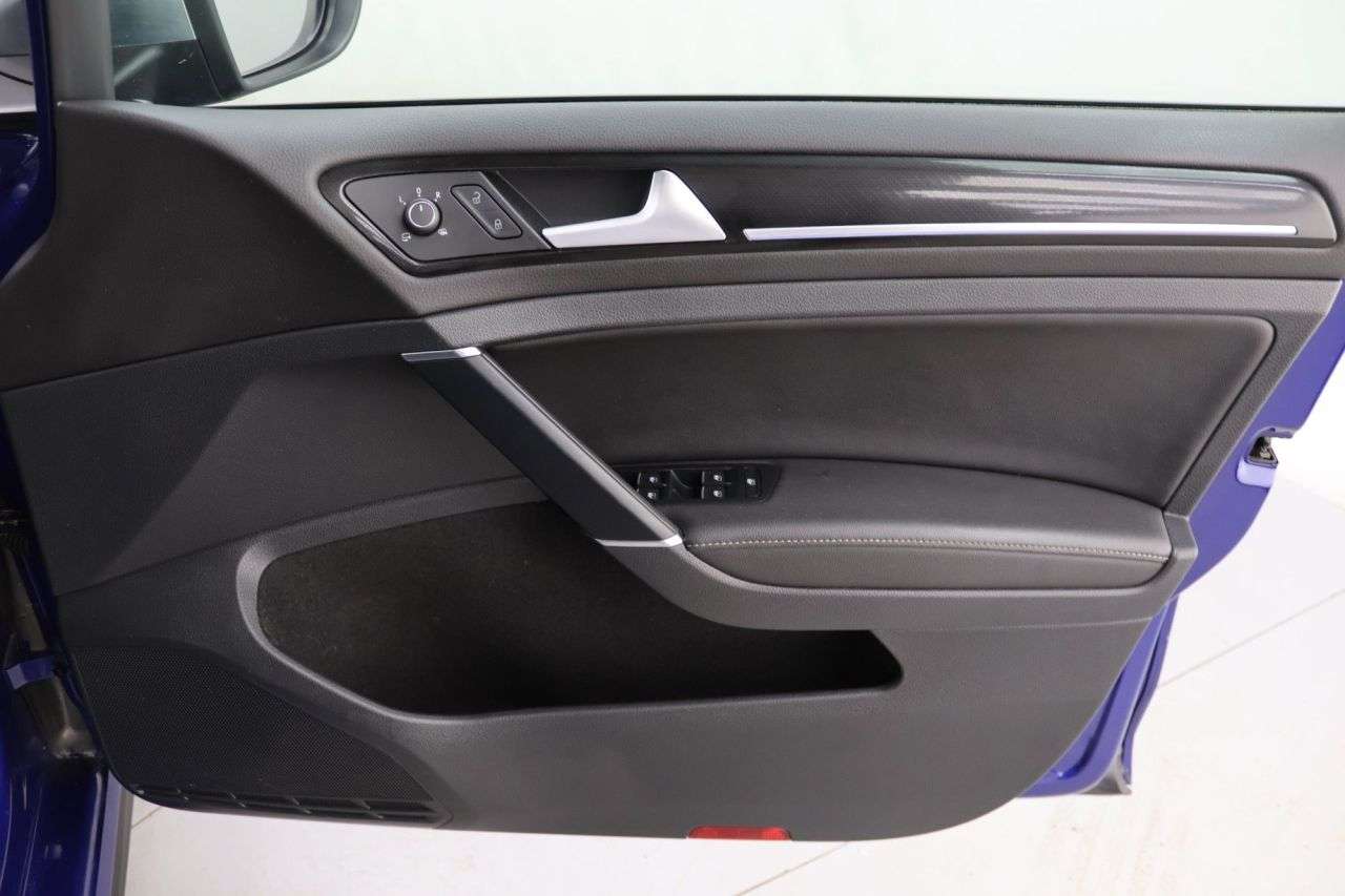 2019 VOLKSWAGEN GOLF 2019 VOLKSWAGEN GOLF