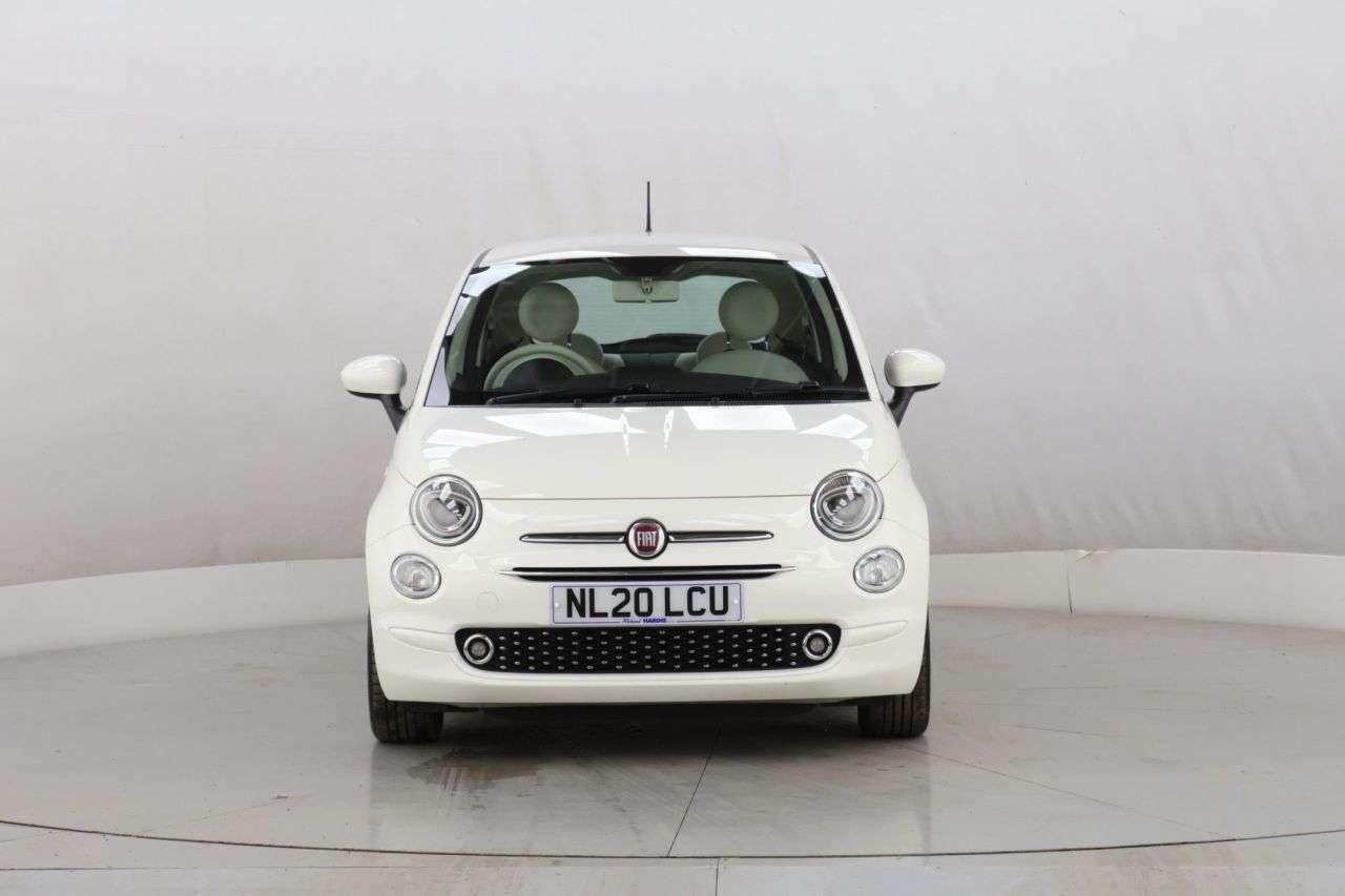 A 2020 FIAT 500 1.2 Lounge Hatchback 3dr Petrol Manual Euro 6 (s/s) (69 bhp) A 2020 FIAT 500 1.2 Lounge Hatchback 3dr Petrol Manual Euro 6 (s/s) (69 bhp)